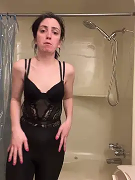 Snapshot of XXlolaXX chatting on January 2025 11:54:01 PM XXlolaXX online show from January 2025 11:54:01 PM