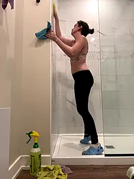 Snapshot of XXlolaXX chatting on September 2025 06:31:02 PM XXlolaXX online show from September 2025 06:31:02 PM