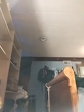 eatmeplease44 online show from October 2025 04:26:02 PM