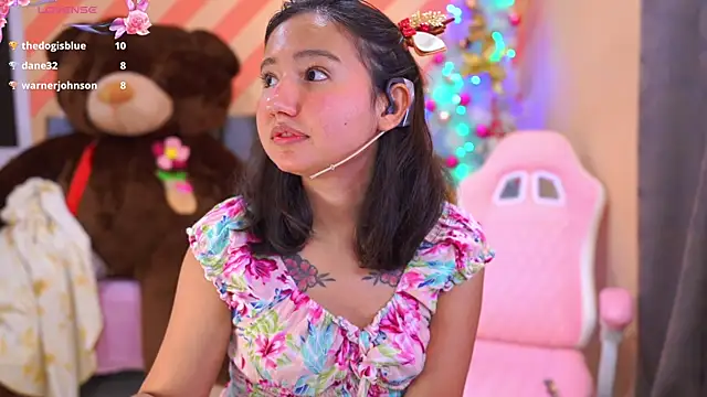 Snapshot of Pinkie_Princes chatting on December 2024 06:03:02 AM Pinkie Princes online show from December 2024 06:03:02 AM