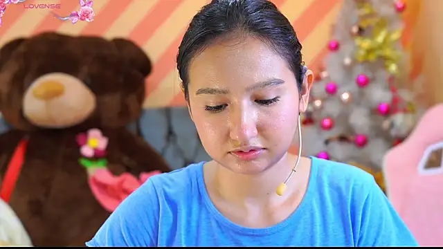 Snapshot of Pinkie_Princes chatting on December 2024 03:34:01 AM Pinkie Princes online show from December 2024 03:34:01 AM