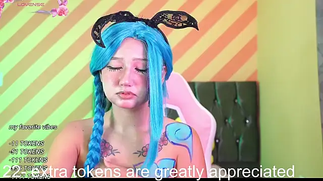 Snapshot of Pinkie_Princes chatting on January 2025 03:05:02 AM Pinkie Princes online show from January 2025 03:05:02 AM