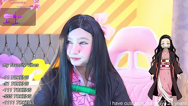 Snapshot of Pinkie_Princes chatting on February 2025 09:08:02 PM Pinkie Princes online show from February 2025 09:08:02 PM