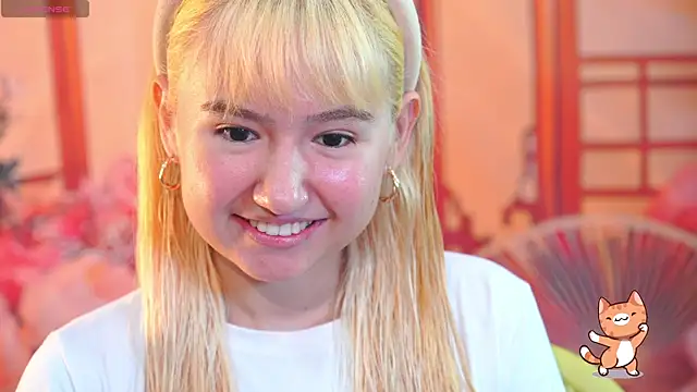 Snapshot of Pinkie_Princes chatting on December 2025 03:11:01 AM Pinkie Princes online show from December 2025 03:11:01 AM