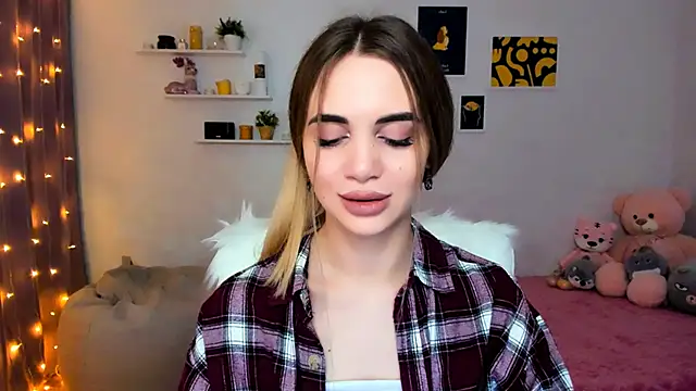 aPieceOfJoy online show from December 2024 12:25:01 AM