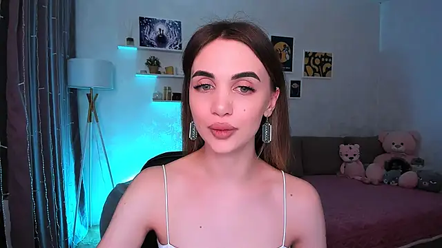 aPieceOfJoy online show from March 2025 10:41:02 PM