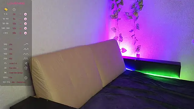 Snapshot of ParadisePleasure_ chatting on November 2025 02:21:01 AM ParadisePleasure online show from November 2025 02:21:01 AM