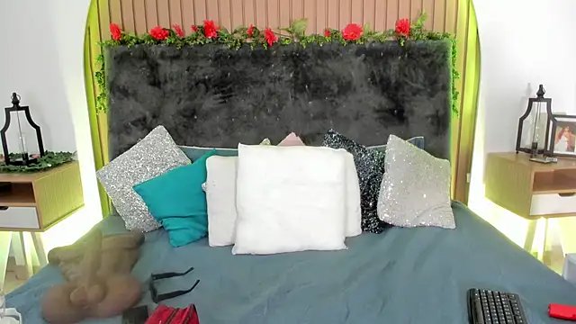 Karlagonzales  online show from March 2026 07:20:01 PM