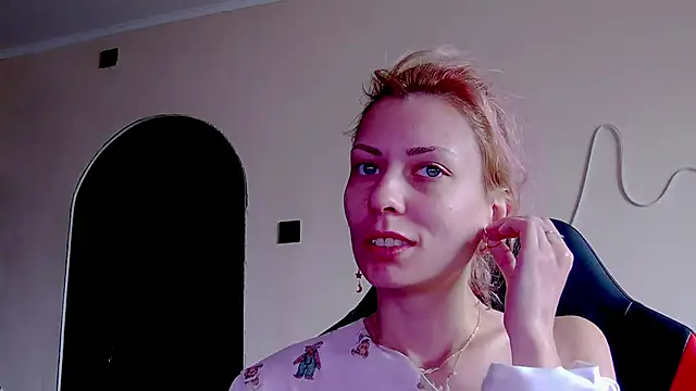 karo123421 online show from November 2025 09:20:02 AM