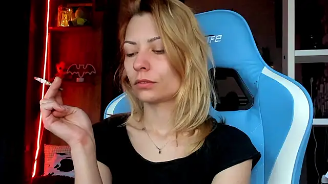 karo123421 online show from March 2026 04:49:02 AM