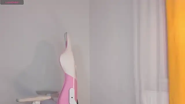 SueNiceeeee online show from December 2025 04:05:01 PM