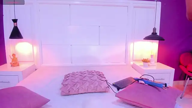 SilvanaCapelli online show from March 2025 11:01:02 PM