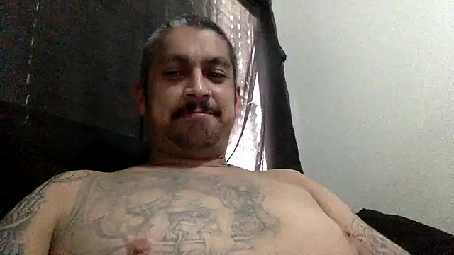 Snapshot of Vision1285 chatting on January 2025 09:41:02 PM Vision1285 online show from January 2025 09:41:02 PM