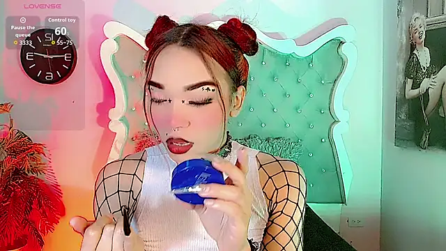 LeyXandrabraz online show from February 2026 08:29:01 PM