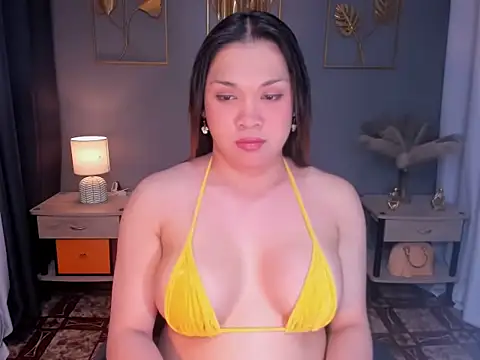 Snapshot of MaxeneCullens chatting on March 2025 06:57:01 AM MaxeneCullens online show from March 2025 06:57:01 AM