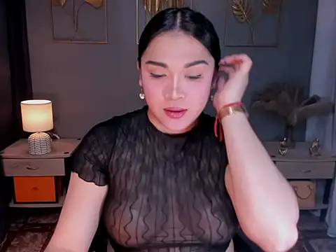 Snapshot of MaxeneCullens chatting on November 2025 05:29:02 AM MaxeneCullens online show from November 2025 05:29:02 AM