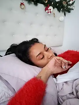 Leaberry online show from December 2025 10:40:01 PM