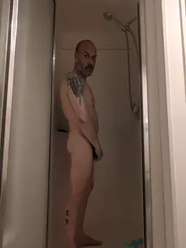 Ryeguy6969 online show from April 2026 11:07:01 PM