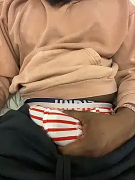 Snapshot of calystorme chatting on February 2025 04:15:01 AM calystorme online show from February 2025 04:15:01 AM