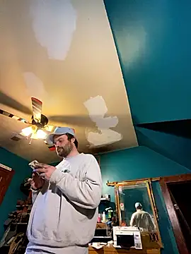 charactrzero online show from December 2024 11:47:01 PM