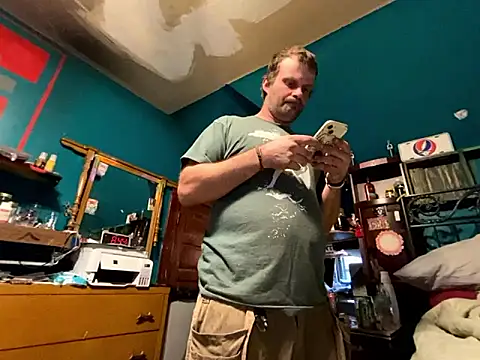 charactrzero online show from October 2025 08:09:02 PM