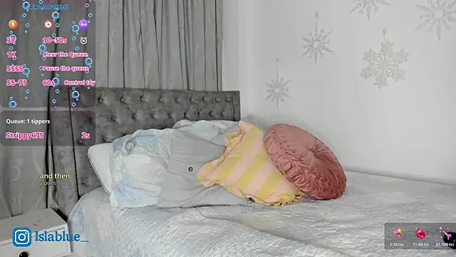 Snapshot of Kianna__ chatting on December 2025 04:51:02 AM Kianna online show from December 2025 04:51:02 AM