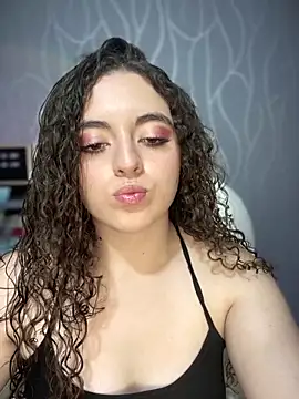 AshleyKim  online show from January 2025 11:24:01 PM