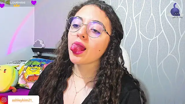 AshleyKim  online show from January 2026 12:58:02 AM