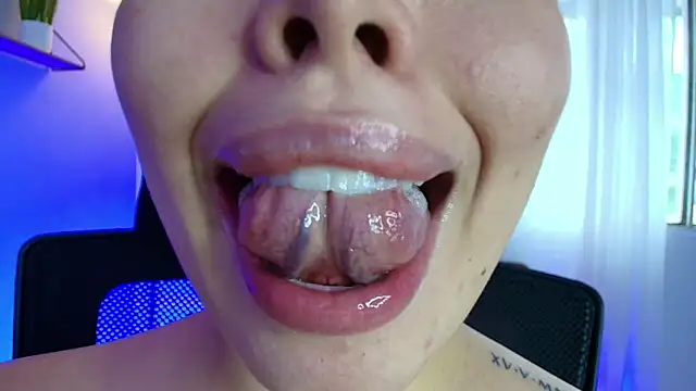 lisbet21x online show from January 2025 10:08:02 PM