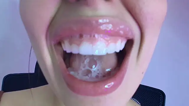 lisbet21x online show from November 2025 08:42:01 PM