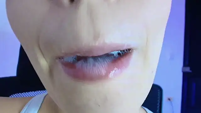 lisbet21x online show from February 2026 08:30:01 PM