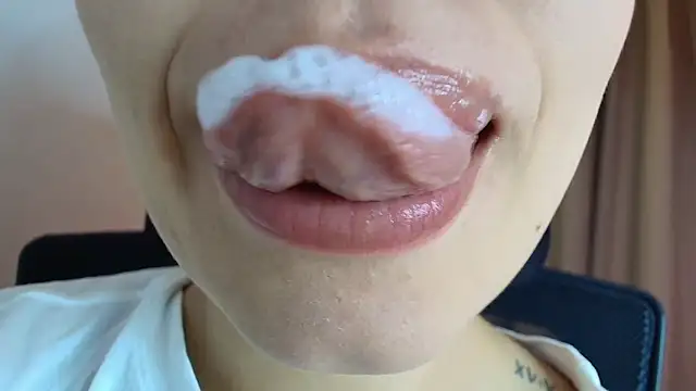 lisbet21x online show from April 2026 11:37:01 AM