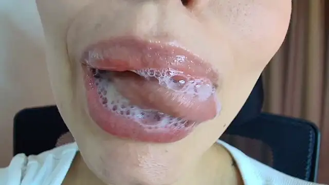 lisbet21x online show from April 2026 10:48:02 PM