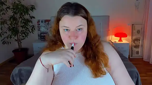 Snapshot of PolinaSalvatore chatting on July 2026 06:10:02 PM PolinaSalvatore online show from July 2026 06:10:02 PM