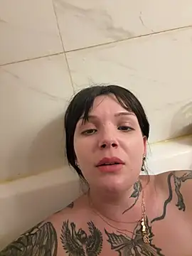 Snapshot of SweetMaisie chatting on February 2026 11:56:02 PM SweetMaisie online show from February 2026 11:56:02 PM