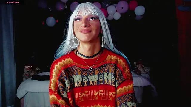 Snapshot of Summer_XO chatting on January 2025 05:21:02 AM Summer XO online show from January 2025 05:21:02 AM