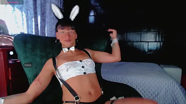 Summer XO online show from December 2025 03:18:02 PM