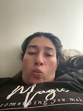 andreaisis2 online show from March 2026 07:51:02 PM