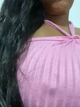 Snapshot of bea3liz chatting on January 2025 07:37:01 PM bea3liz online show from January 2025 07:37:01 PM