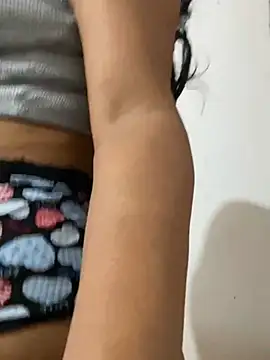 Snapshot of bea3liz chatting on February 2025 01:42:01 PM bea3liz online show from February 2025 01:42:01 PM