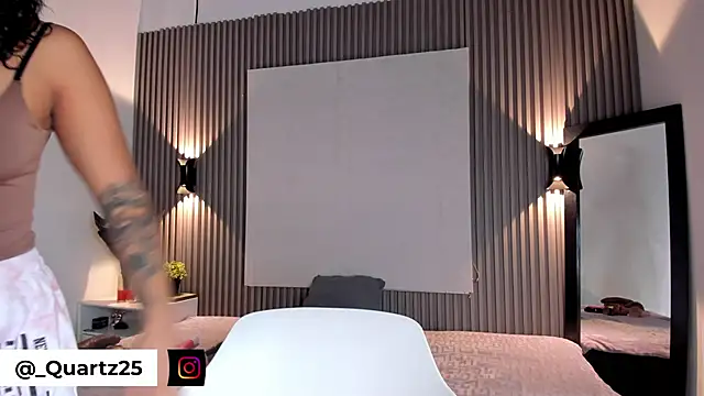 Zafiiraa online show from October 2025 01:17:01 PM