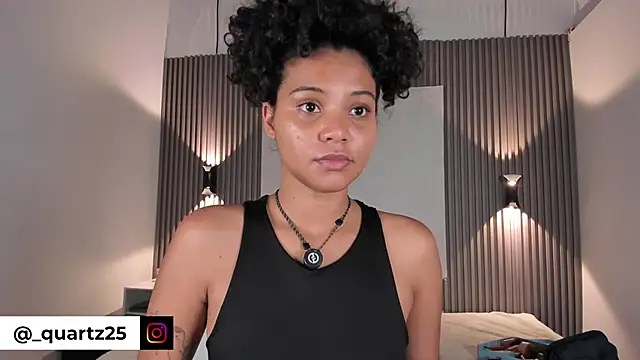 Snapshot of Zafiiraa chatting on May 2026 03:45:01 AM Zafiiraa online show from May 2026 03:45:01 AM