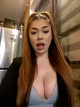 Snapshot of Ella_sweety chatting on January 2025 08:22:01 PM Ella sweety online show from January 2025 08:22:01 PM