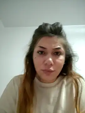 Snapshot of Ella_sweety chatting on October 2025 08:20:01 PM Ella sweety online show from October 2025 08:20:01 PM