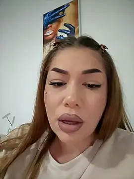 Snapshot of Ella_sweety chatting on July 2026 08:00:02 PM Ella sweety online show from July 2026 08:00:02 PM