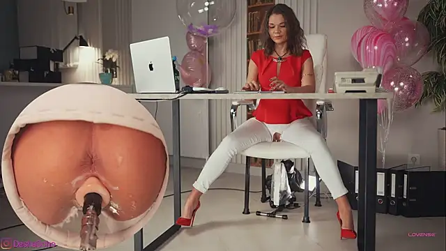 art porno online show from April 2026 01:00:02 AM