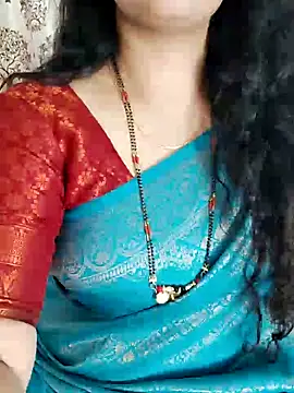 Snapshot of Indian_desi_wife chatting on December 2024 03:49:01 AM Indian desi wife online show from December 2024 03:49:01 AM