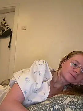 Snapshot of jannis1992 chatting on July 2026 03:54:02 AM jannis1992 online show from July 2026 03:54:02 AM