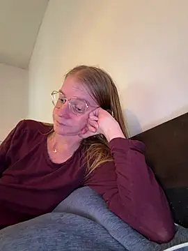 Snapshot of jannis1992 chatting on August 2026 06:44:01 PM jannis1992 online show from August 2026 06:44:01 PM
