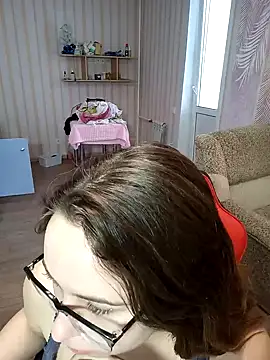 Snapshot of DienkaGreen chatting on January 2025 07:21:02 AM DienkaGreen online show from January 2025 07:21:02 AM